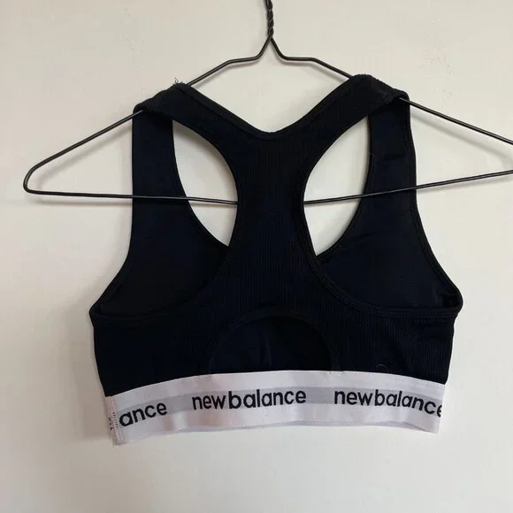 New Balance Ribbed Sports Bra - Picture 4 of 4